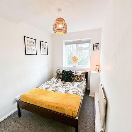 Charming Flats With Fast Wifi On The Famous Abbey Road Lägenhet London Exteriör bild