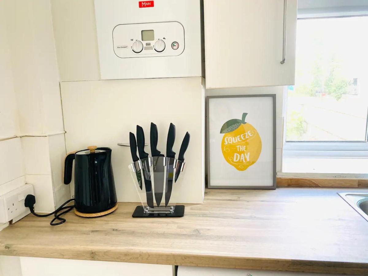 Charming Flats With Fast Wifi On The Famous Abbey Road Lägenhet London Exteriör bild